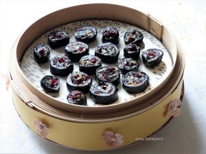 THE 1001 TREASURES OF THE CHINESE FIRE ROOSTER