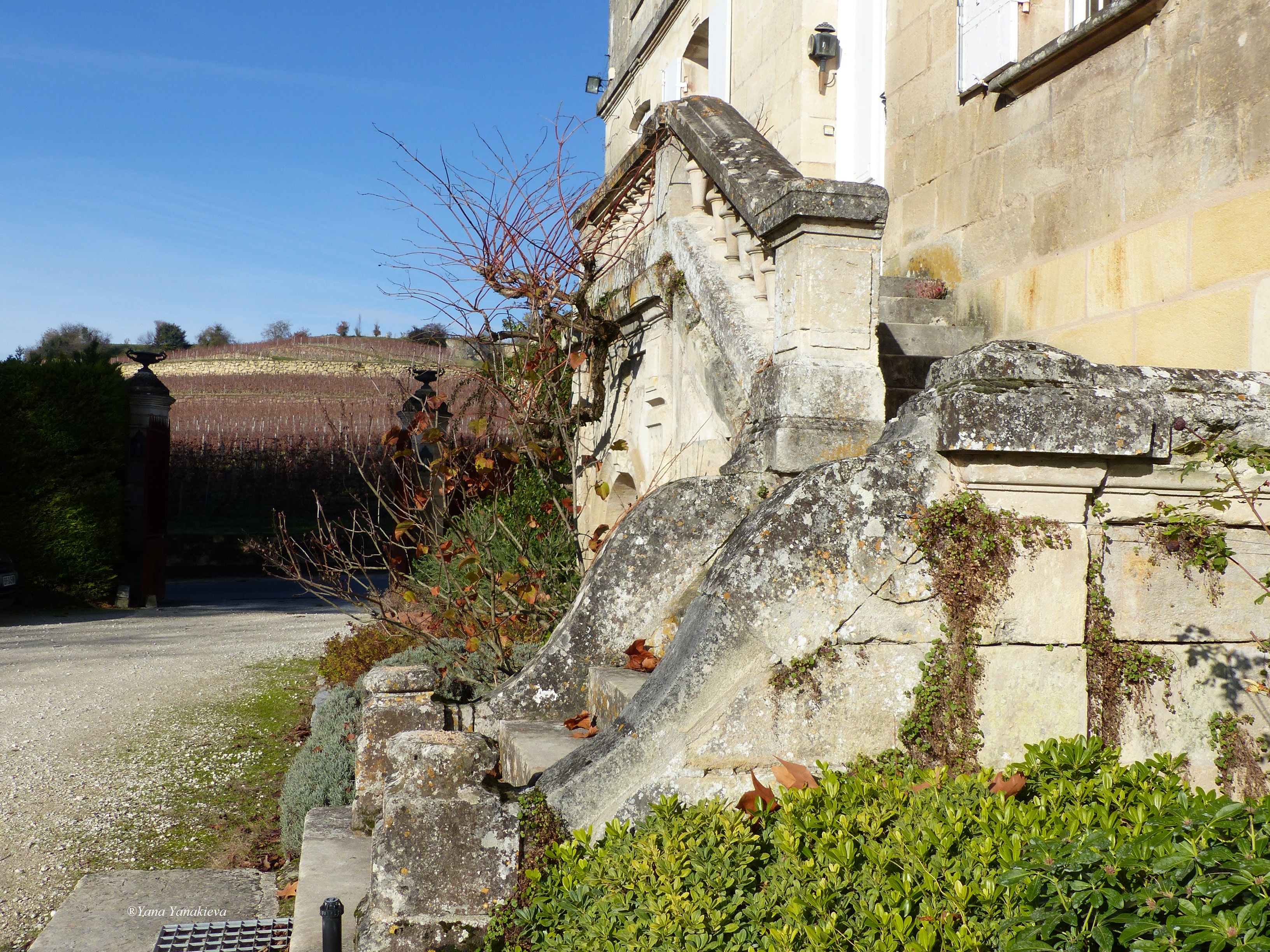The entry stairs of the bourgeois house builed up in the 17th century on the place of the terms of the Villa du PALAT