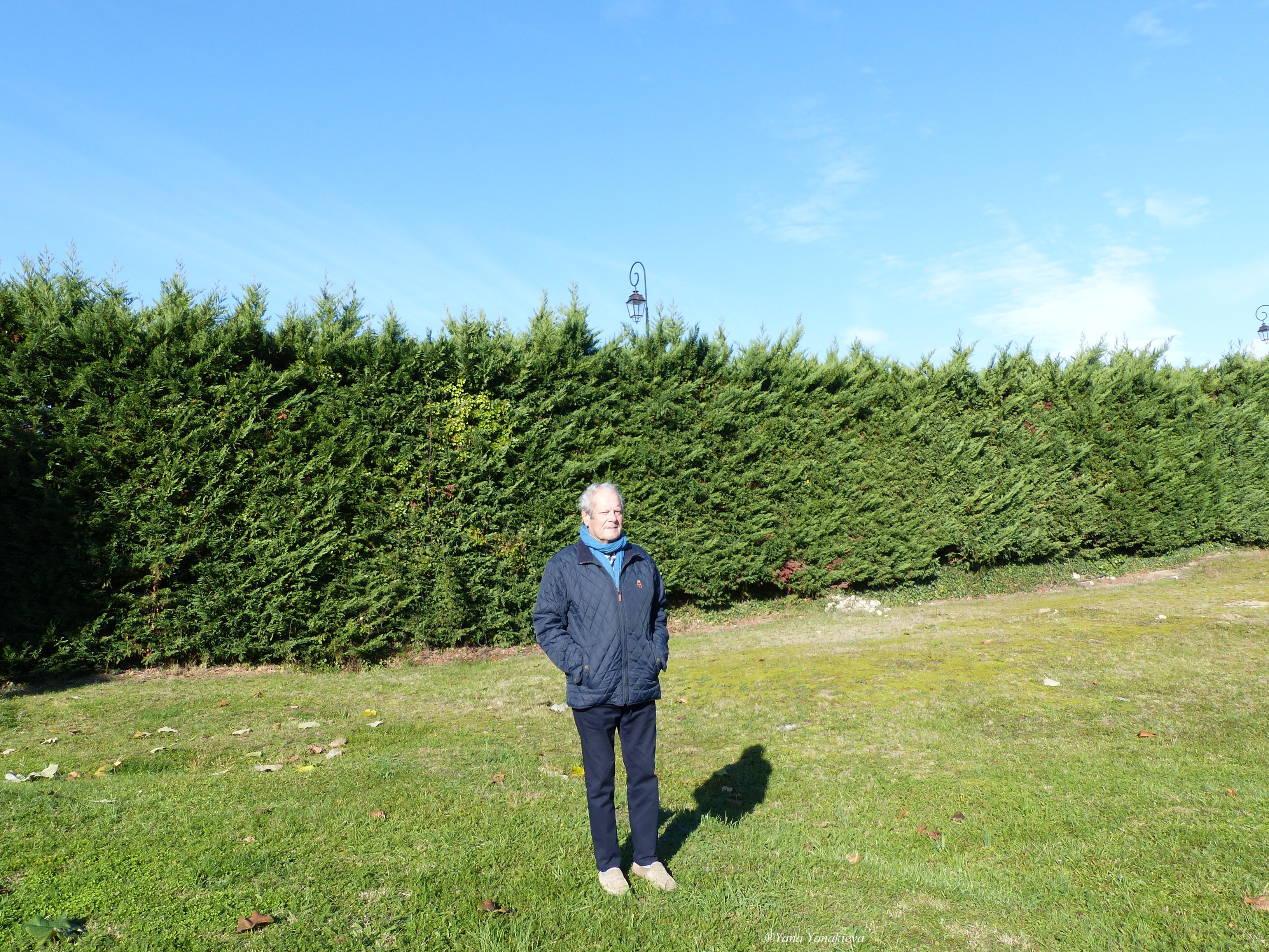 M.Léo DE MALET on the place where in 1969 he found the remains of the Villa du Palat